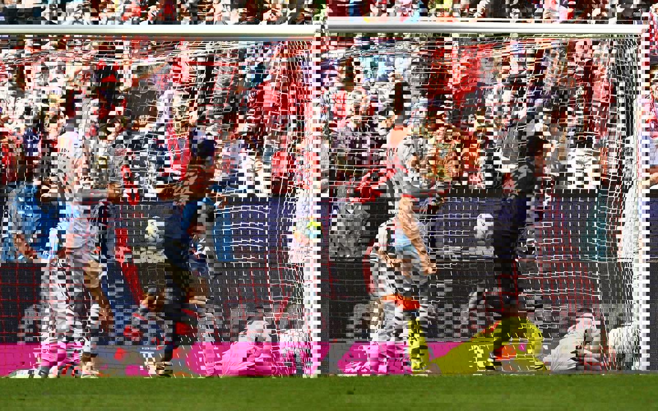 1881536