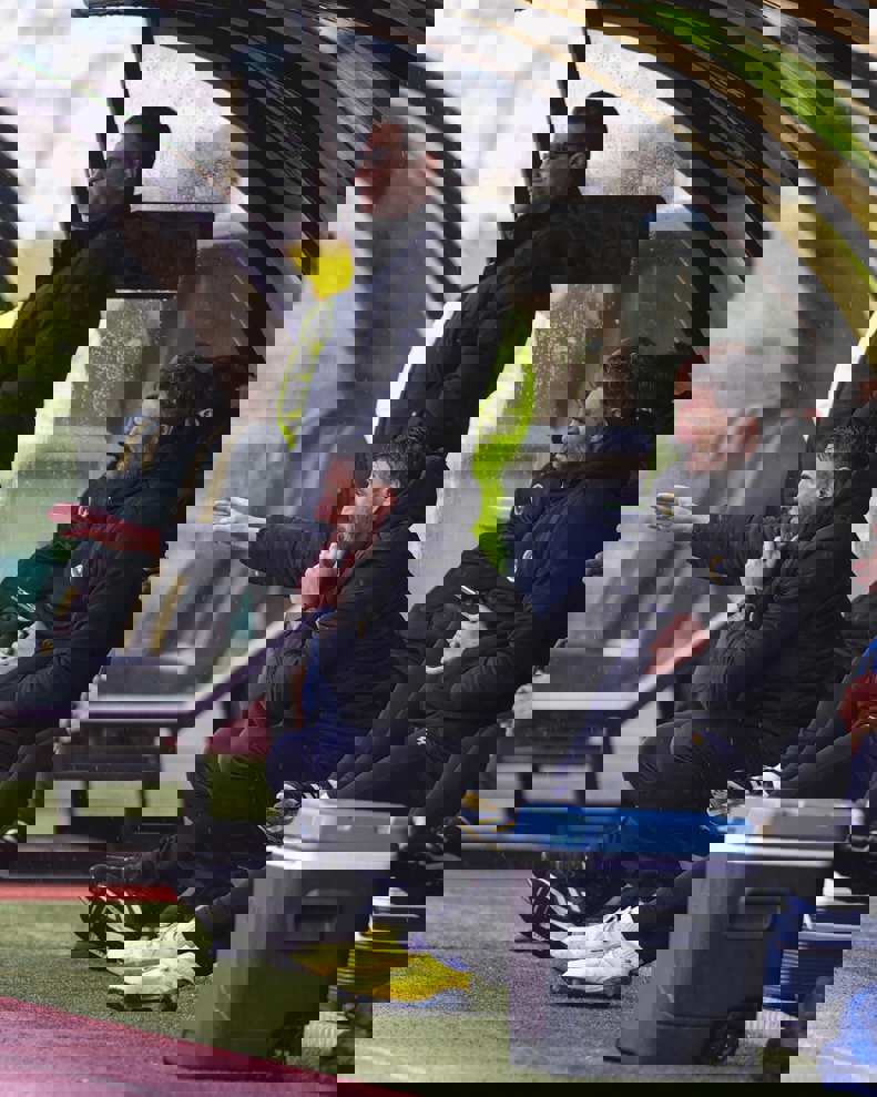 1881575