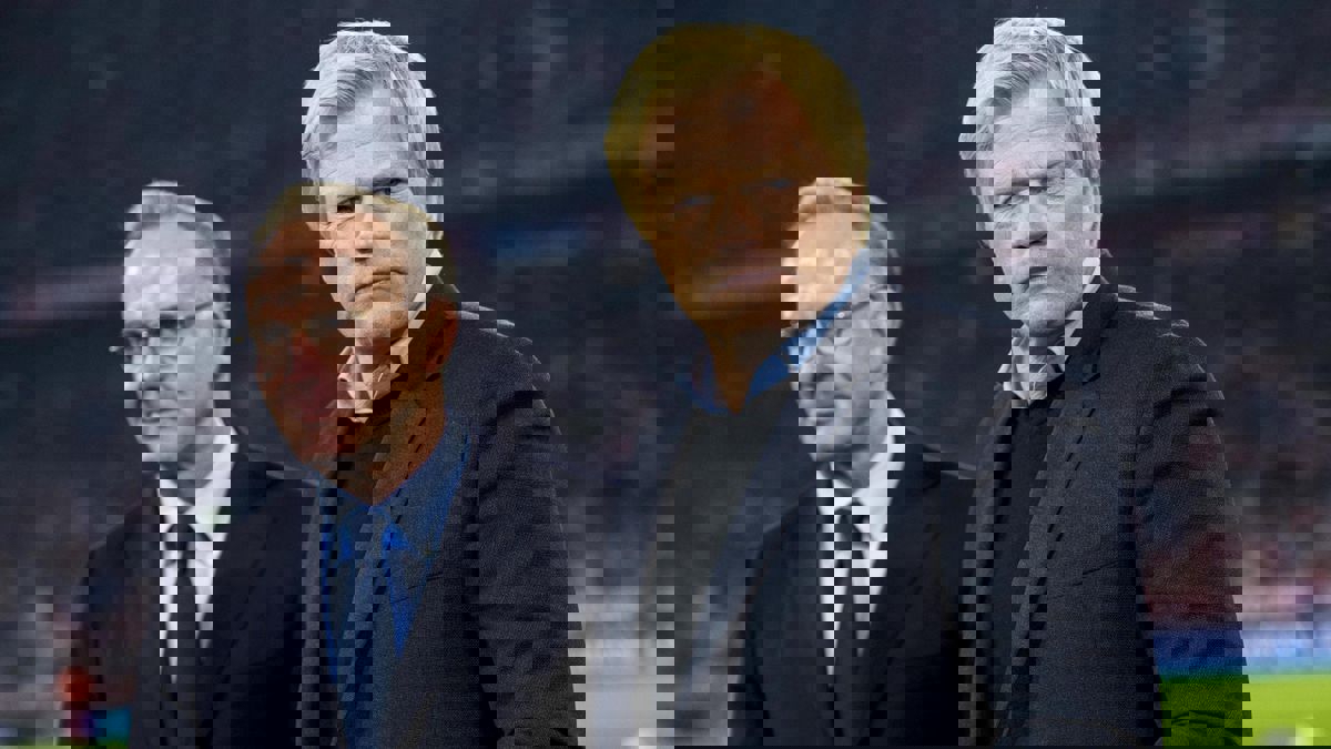 1881736