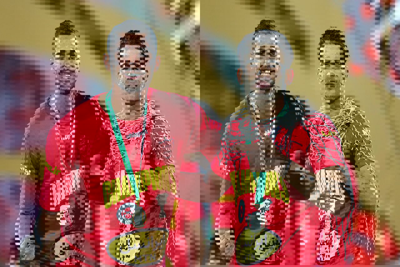 1882131
