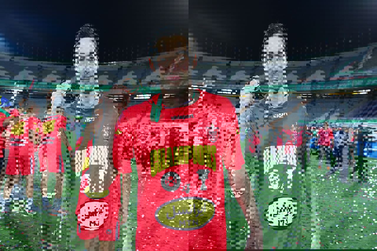 1882132