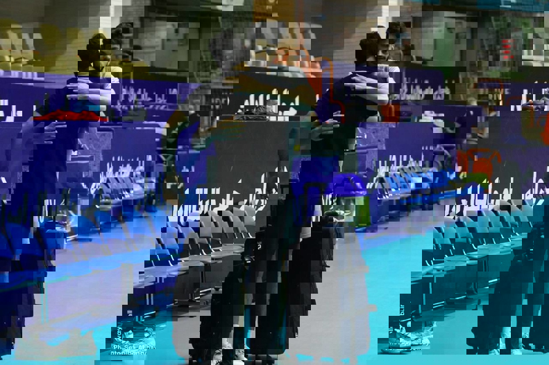 1882205