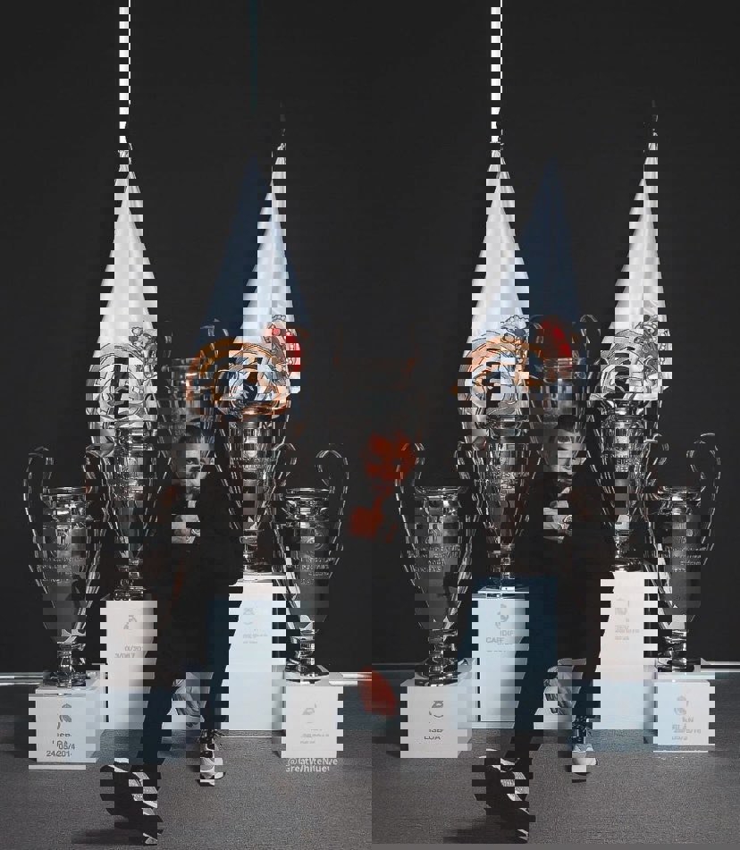 1882338