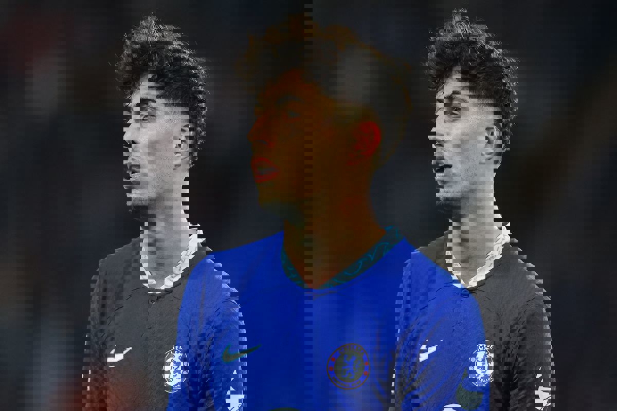 1882281