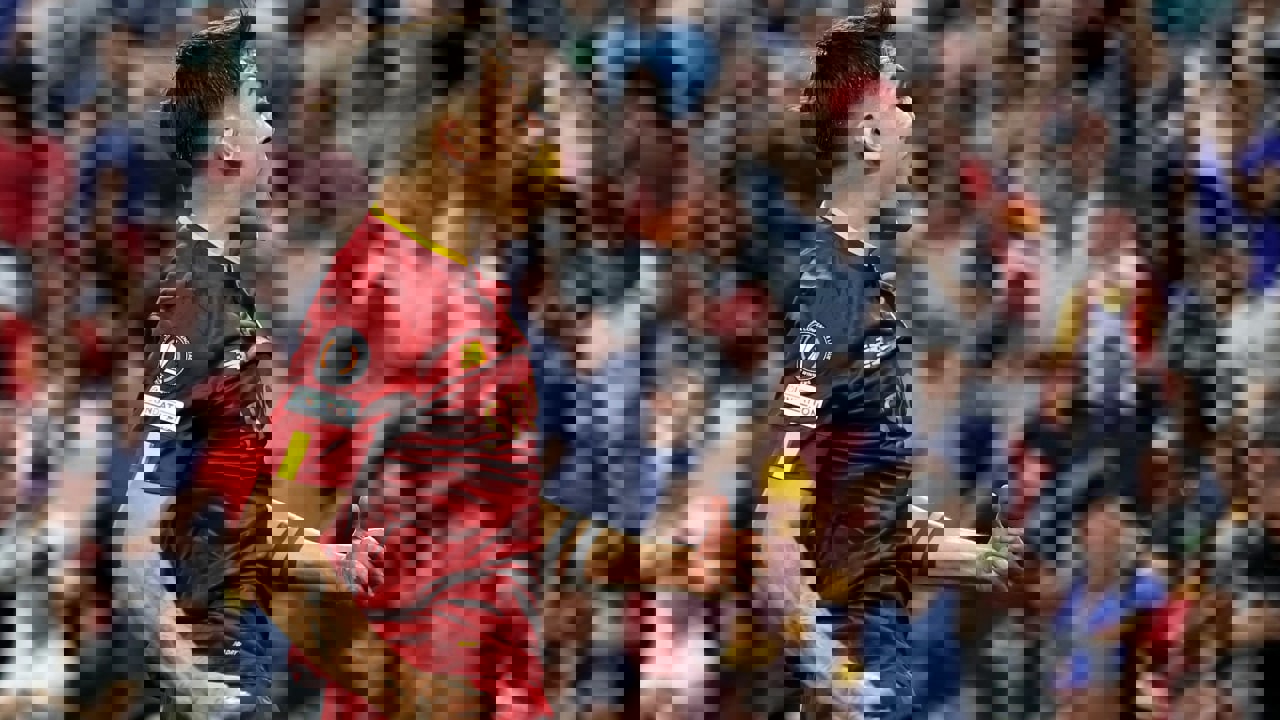 1882423