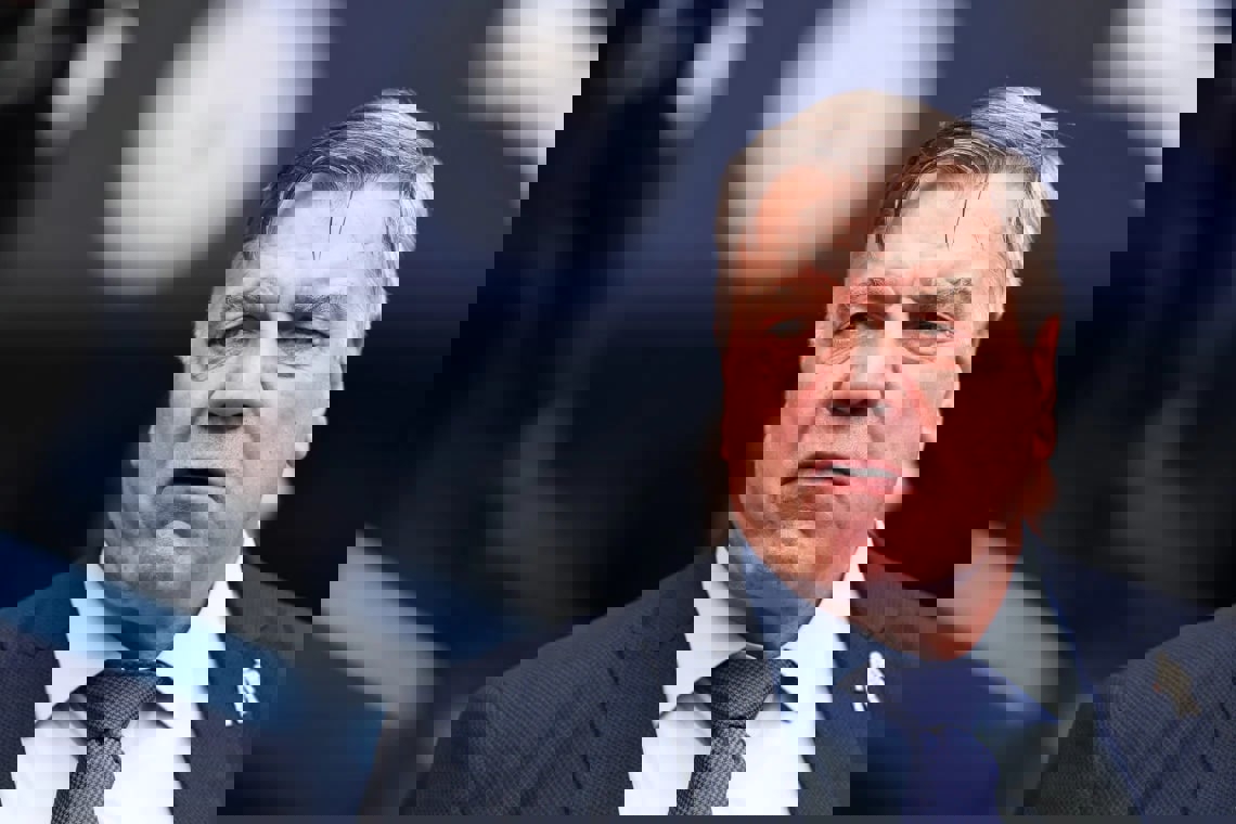 1882471