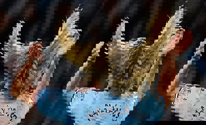 1882542