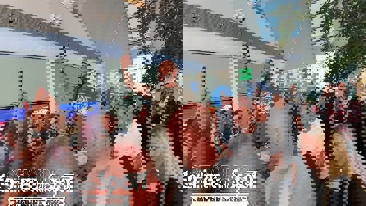 1882537