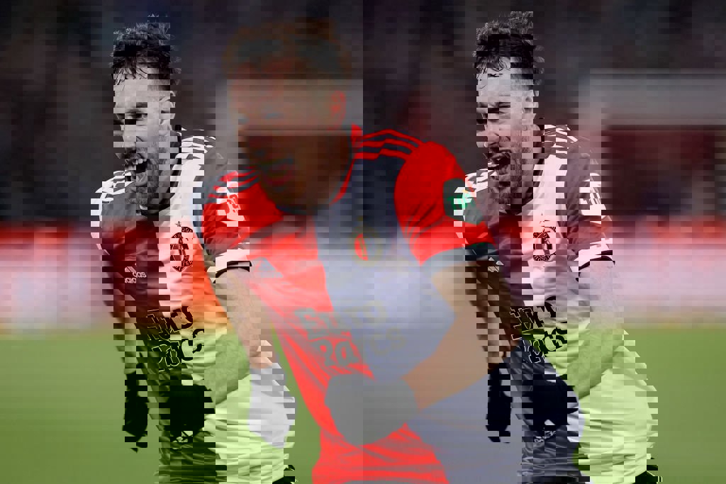 1882614