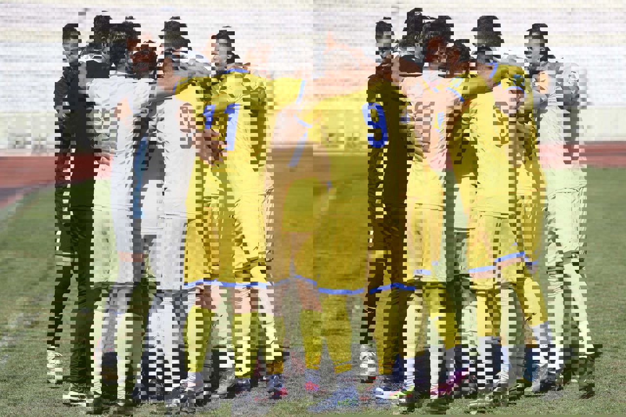 1882857