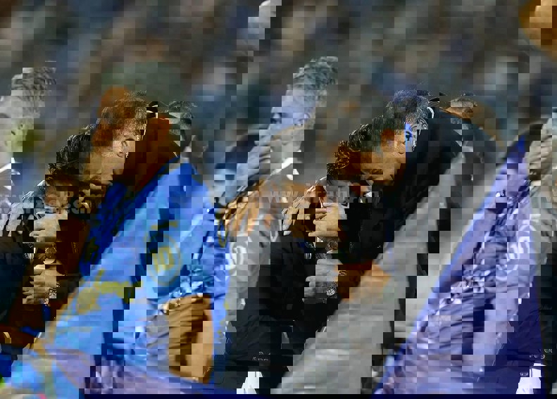 1882888