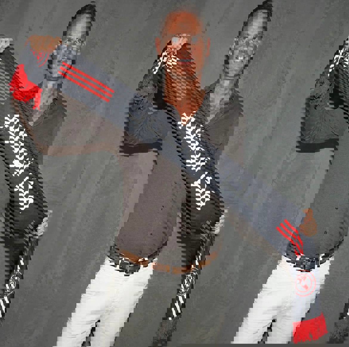 1883748