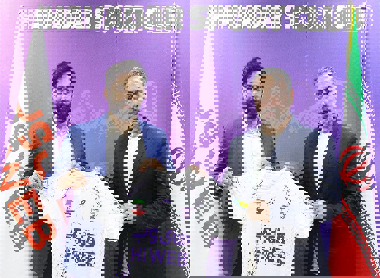 1884022