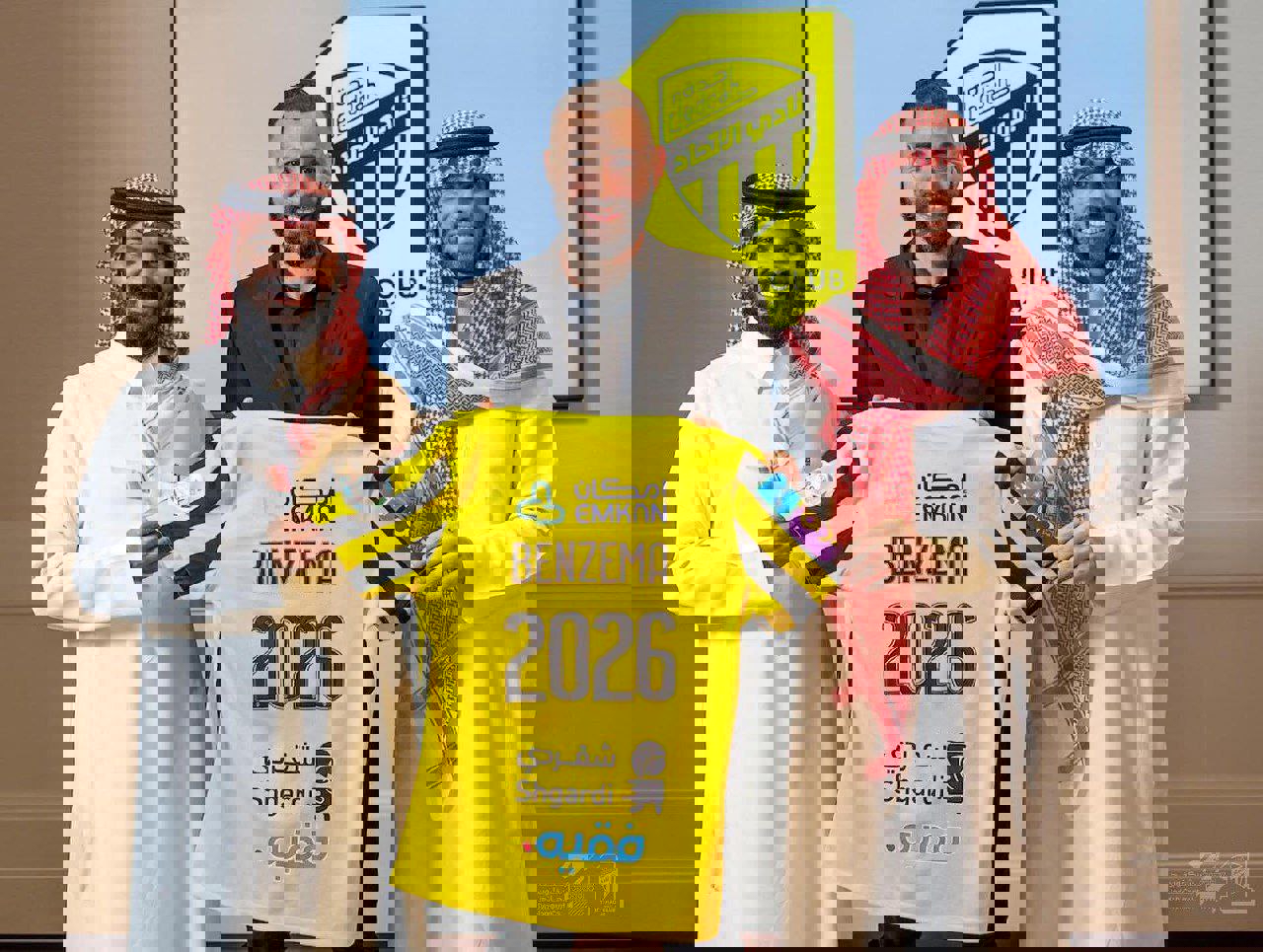 1884068