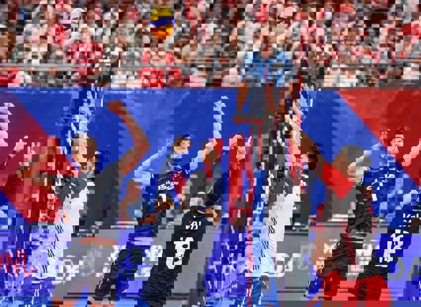 1884177