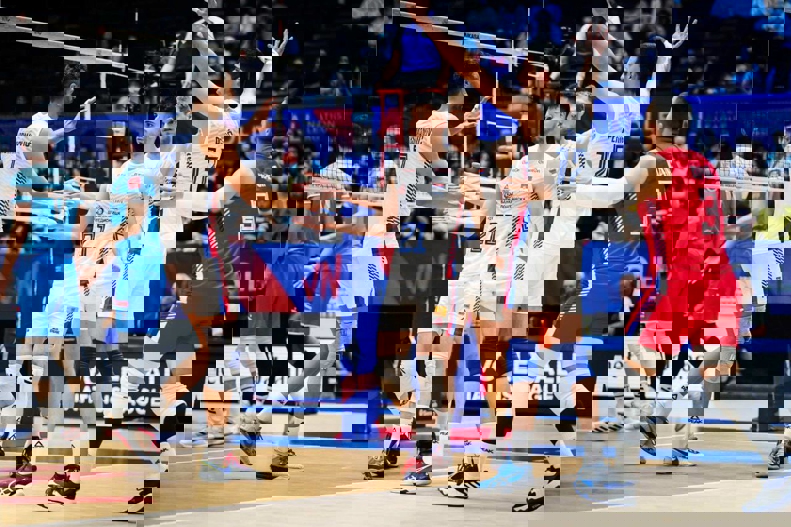 1884203