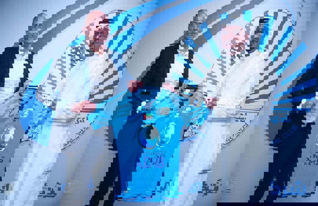 1884786