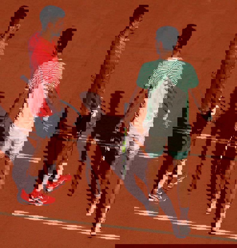 1885030