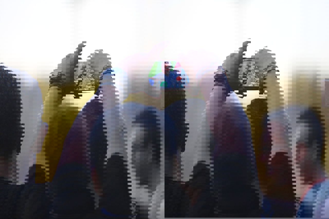 1885039