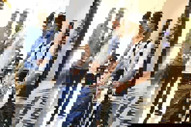 1885314
