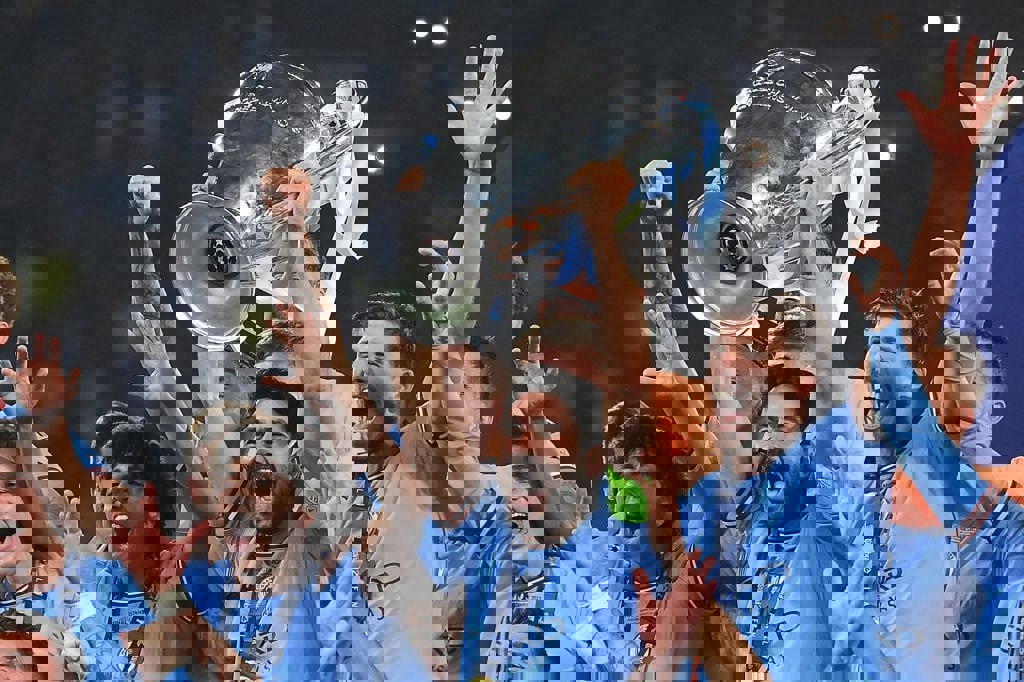1885805