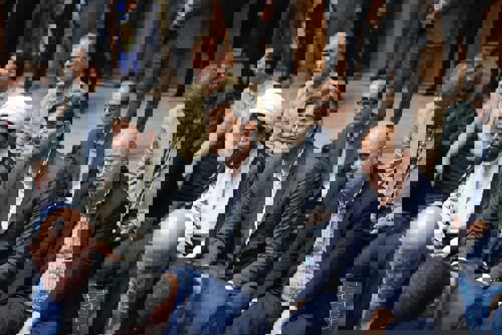 1886066