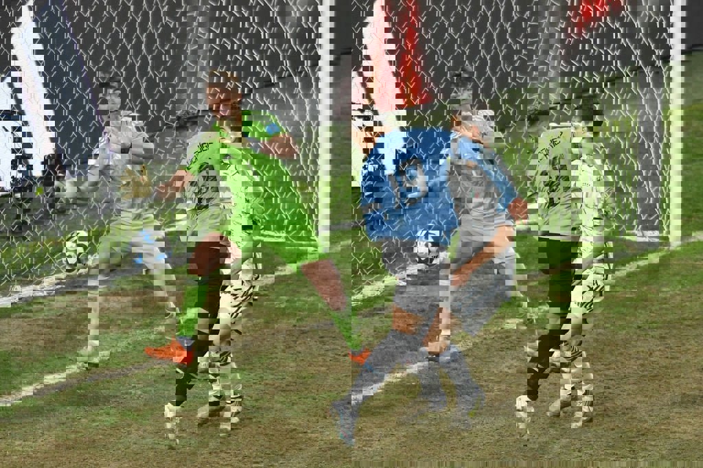 1886329