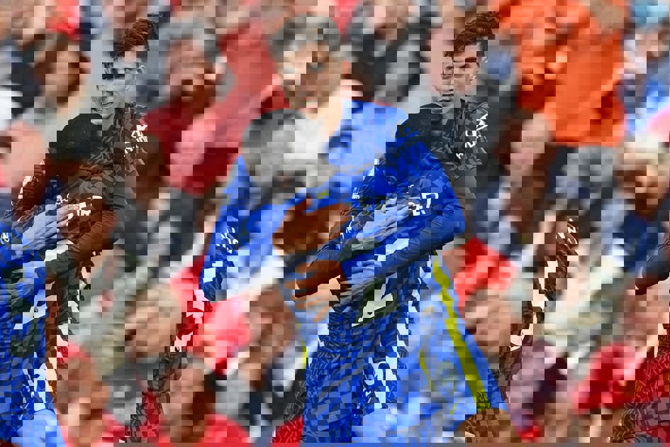1886339