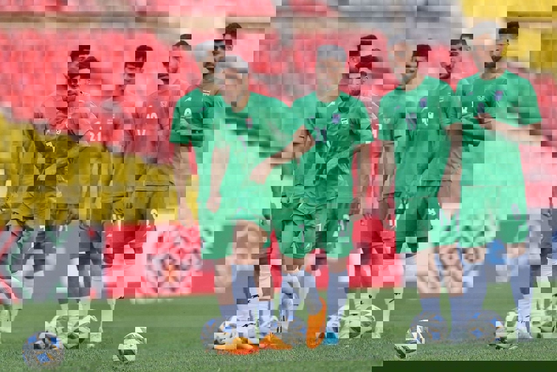 1886590