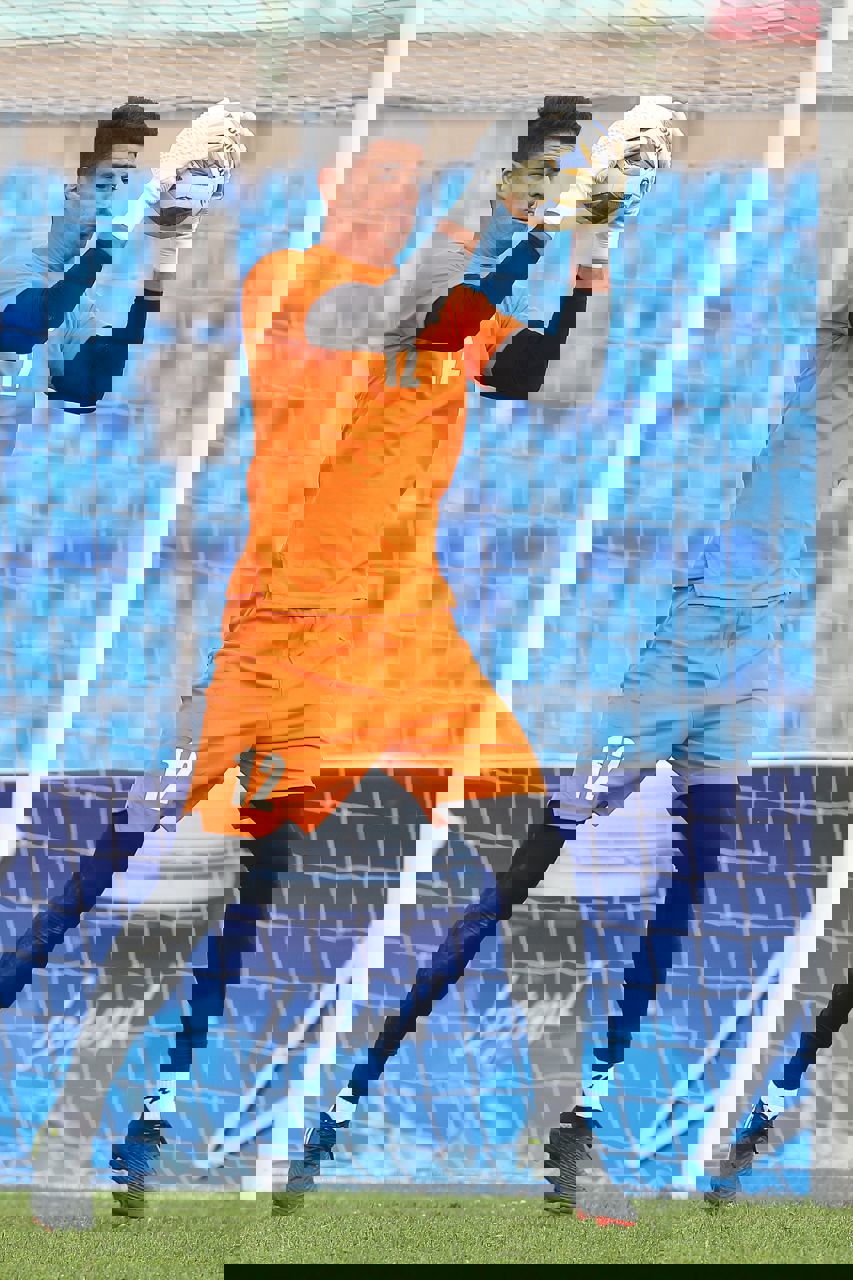 1886583