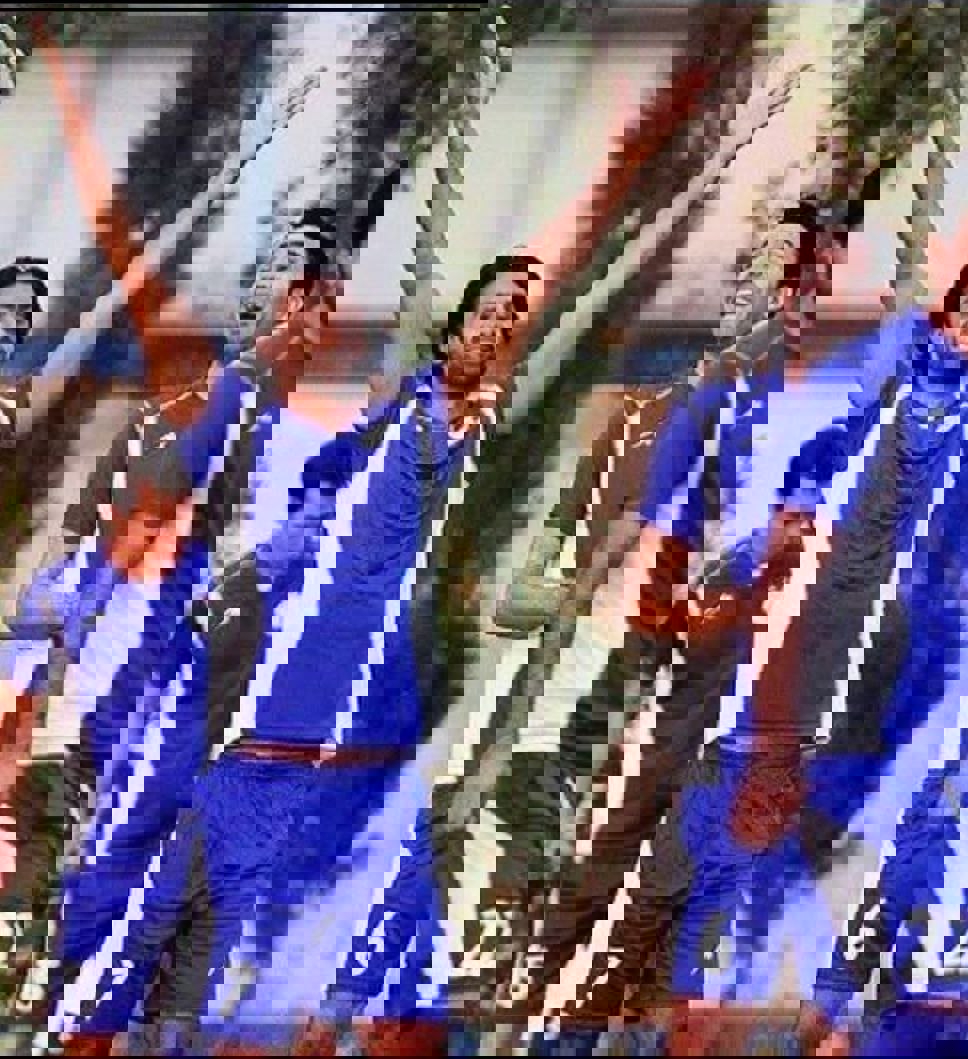1886652