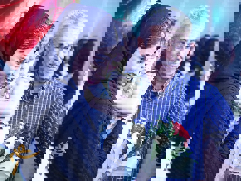 1886725