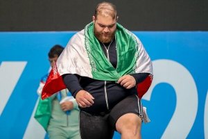 دوری دو ماهه وزنه‌بردار سنگین وزن ایران