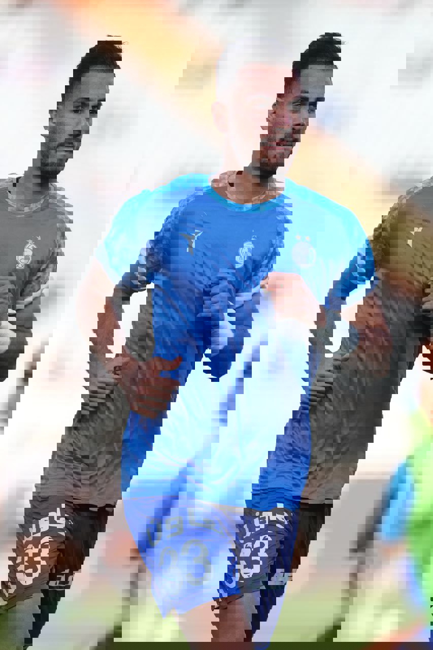 1887233