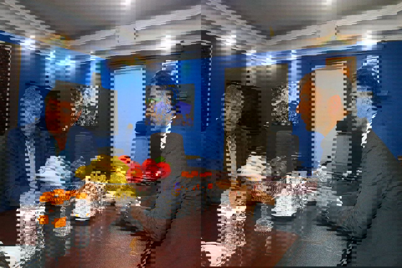 1887336