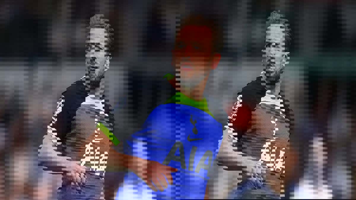 1887319