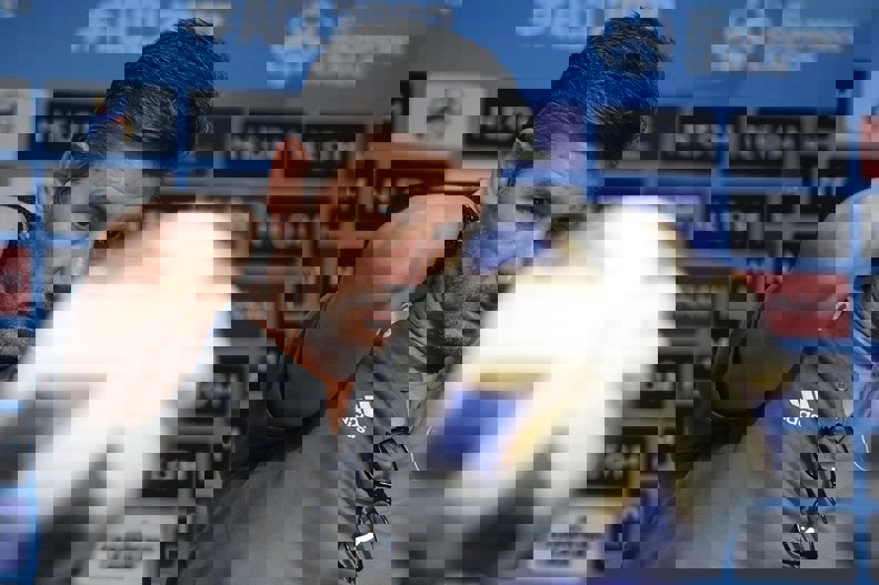 1887440