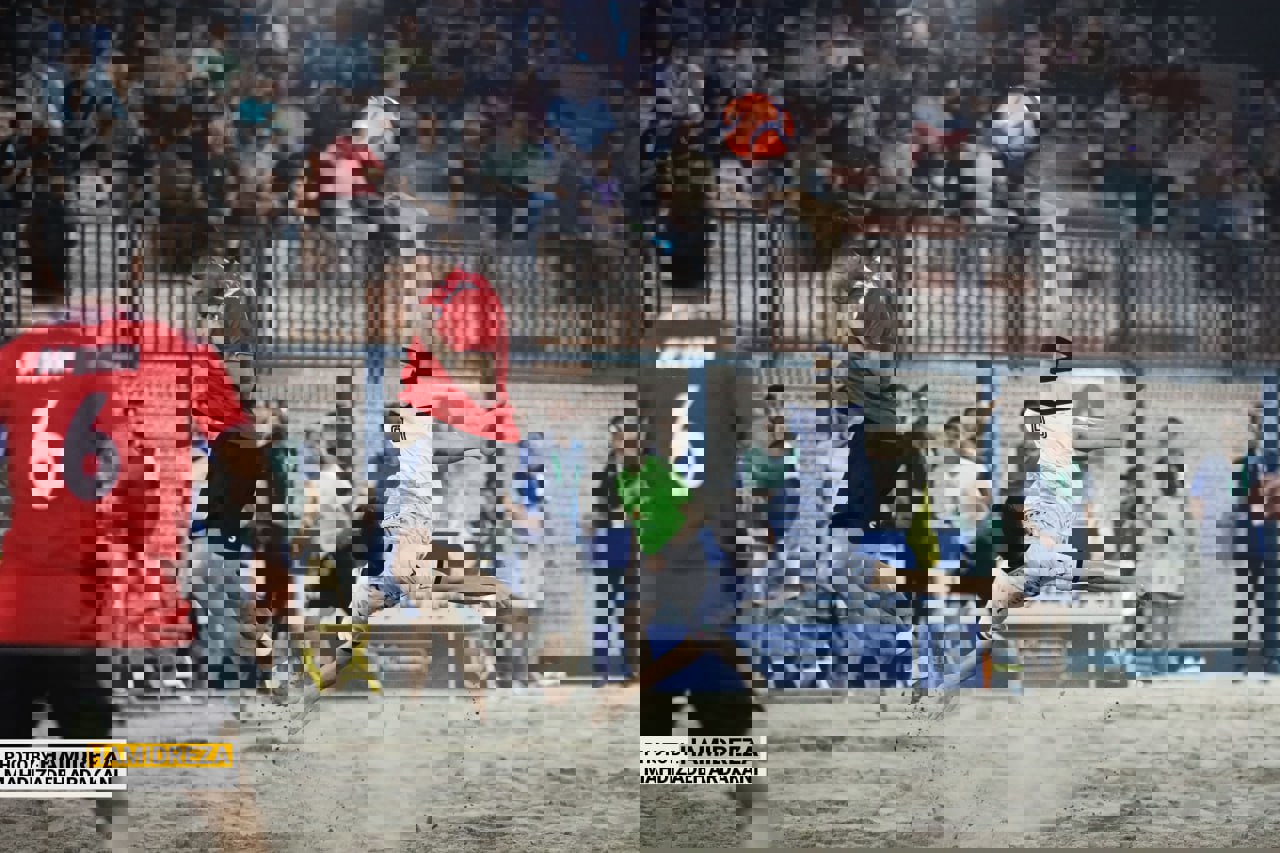 1887476