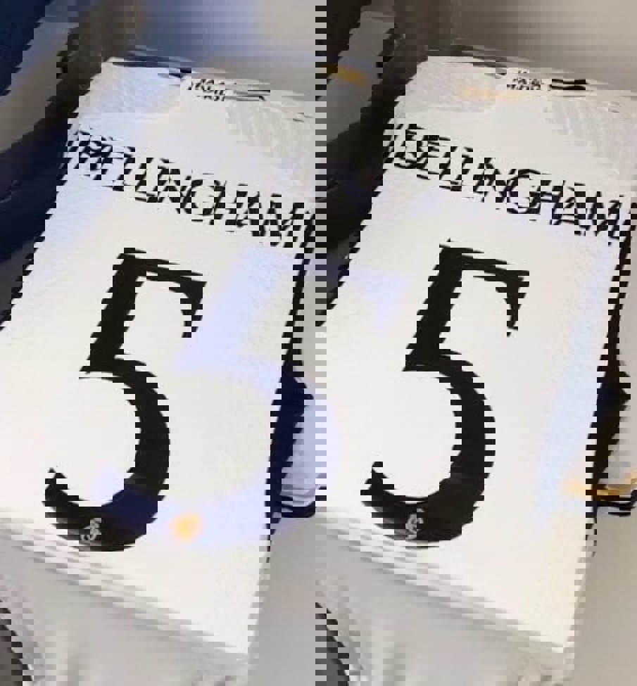 1887542