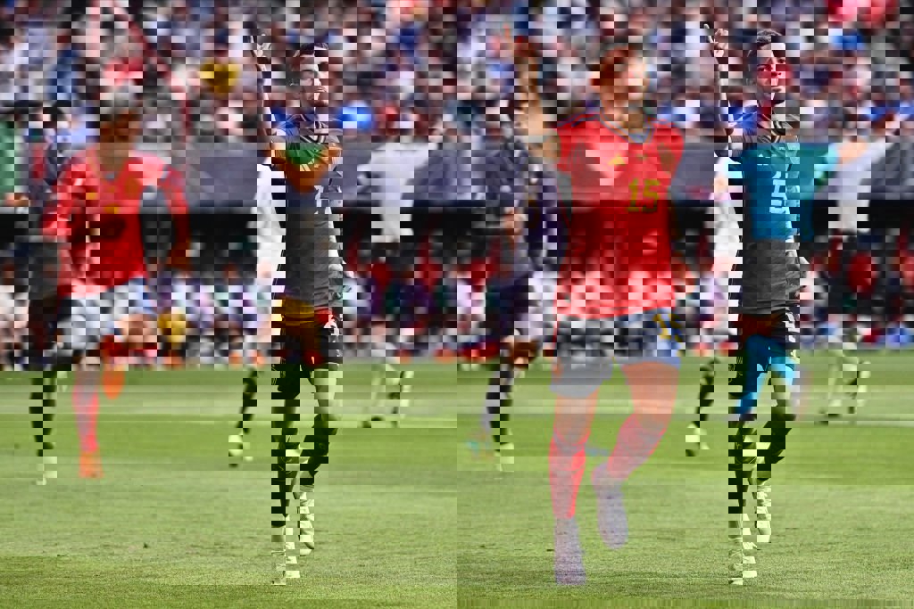 1887744