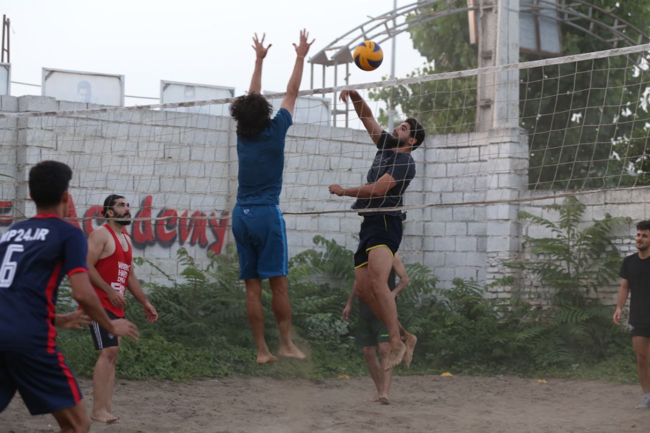 تفریح ساحلی چند فوتبالیست در تعطیلات