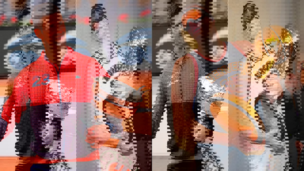 1888099