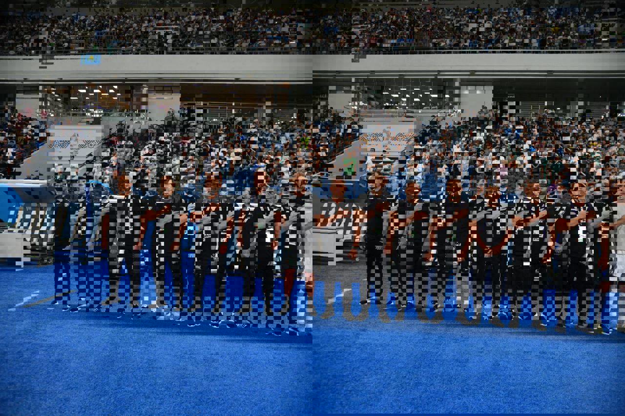 1888443
