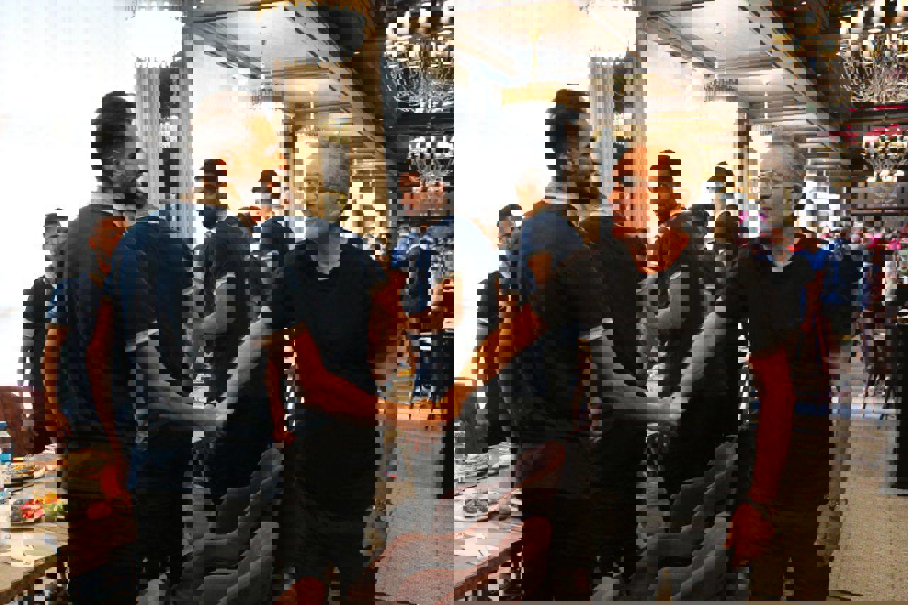 1888637