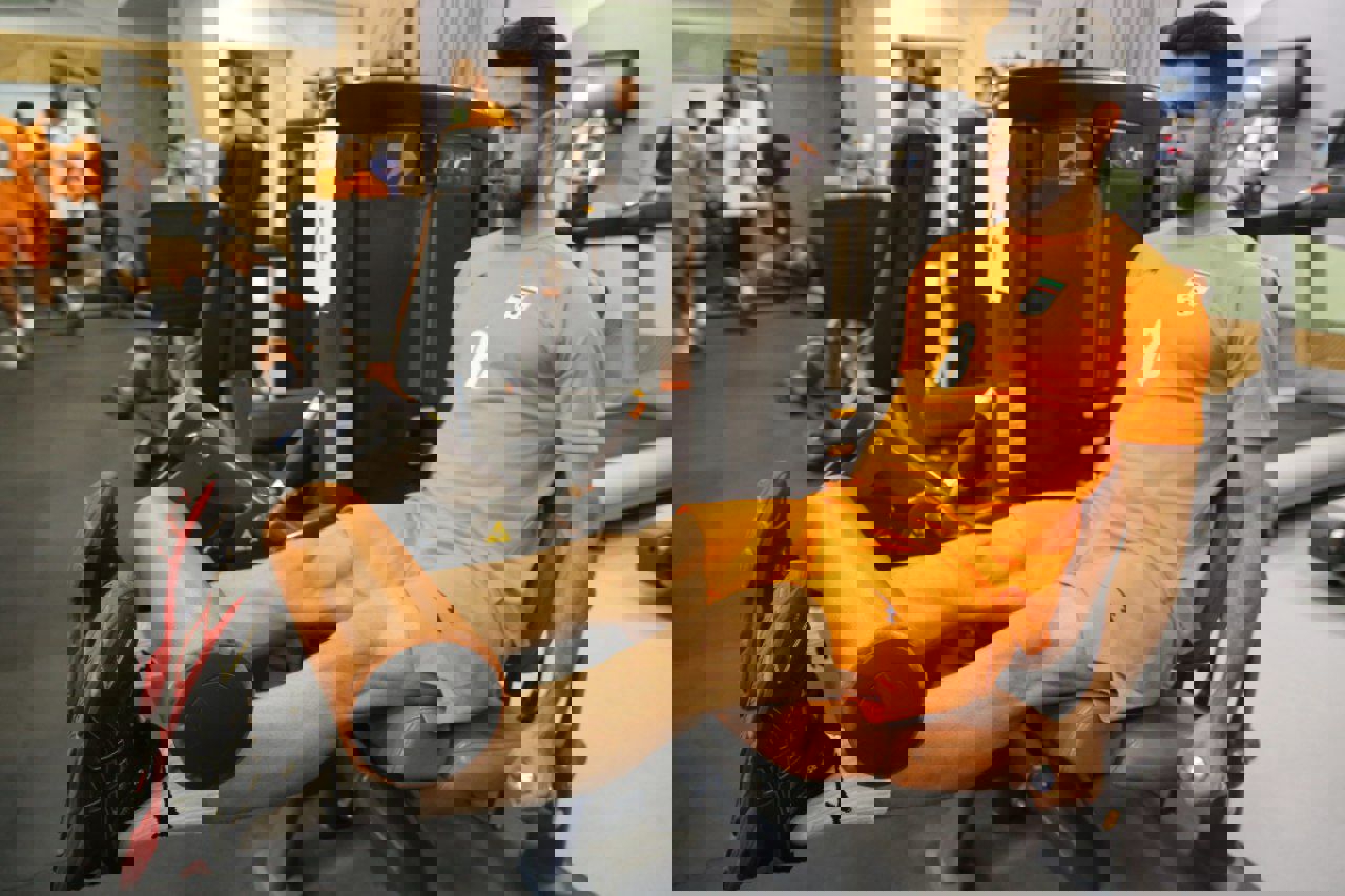 1888661