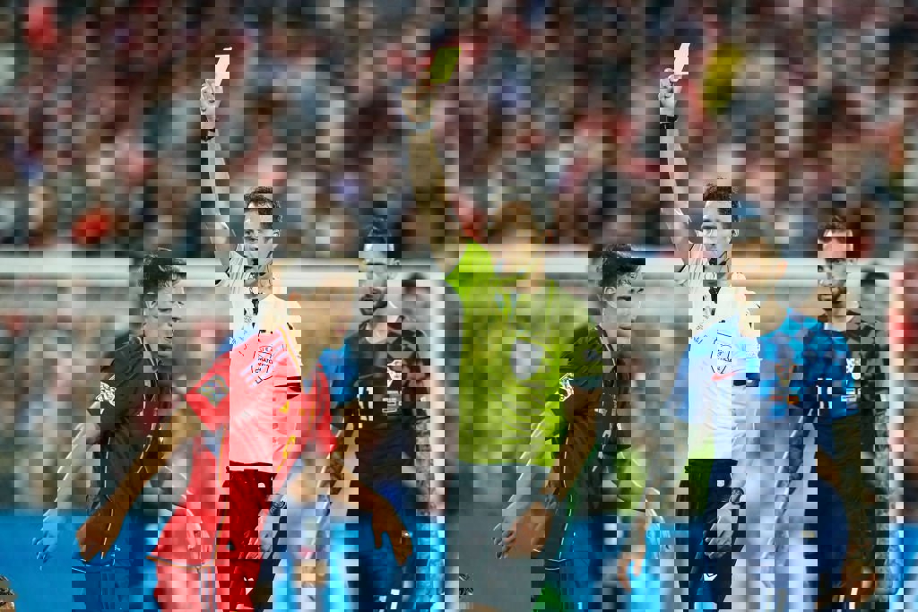 1888854