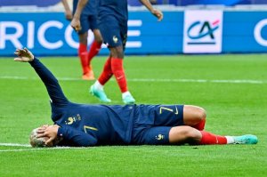 همسر ستاره فرانسه: امان از دل خانواده فوتبالیست‌ها!