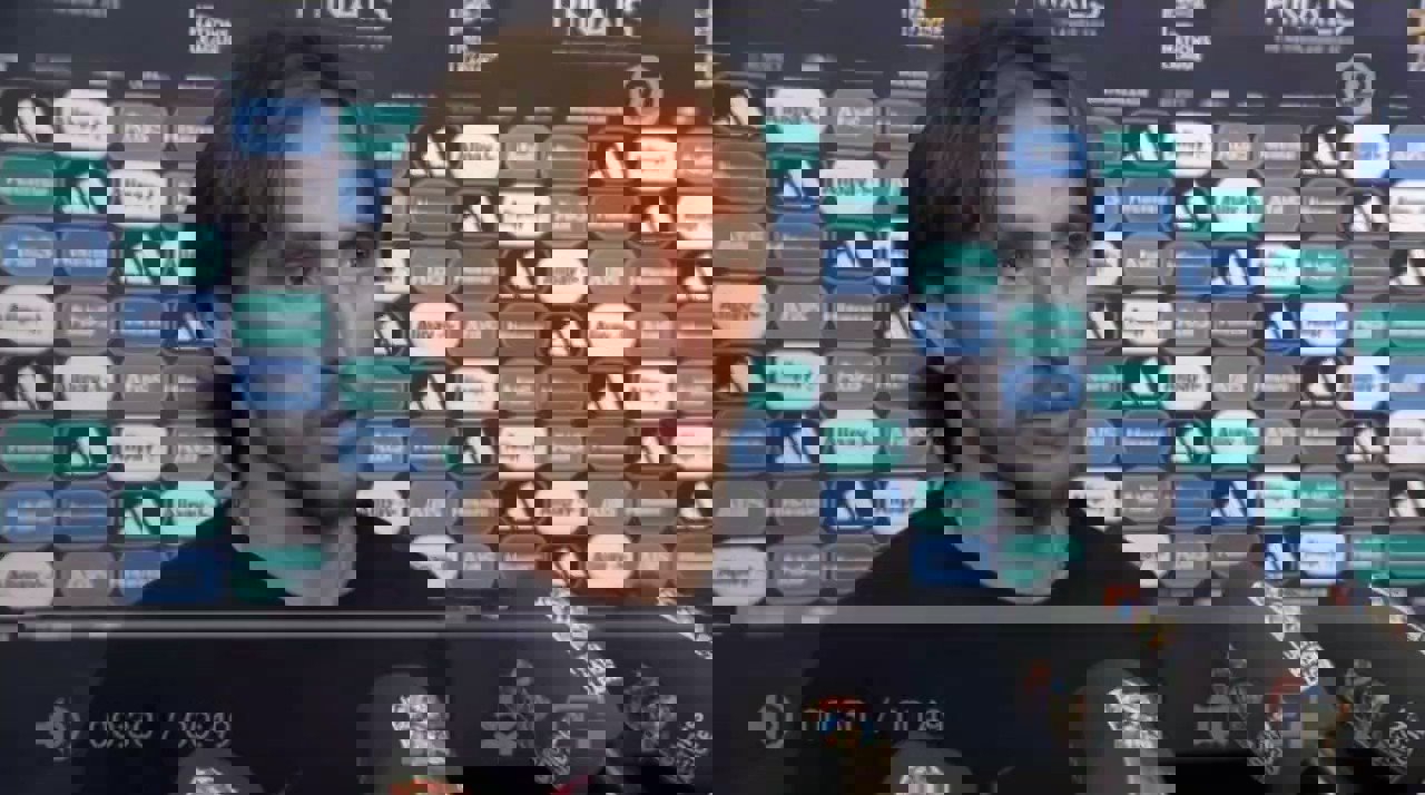 1888958