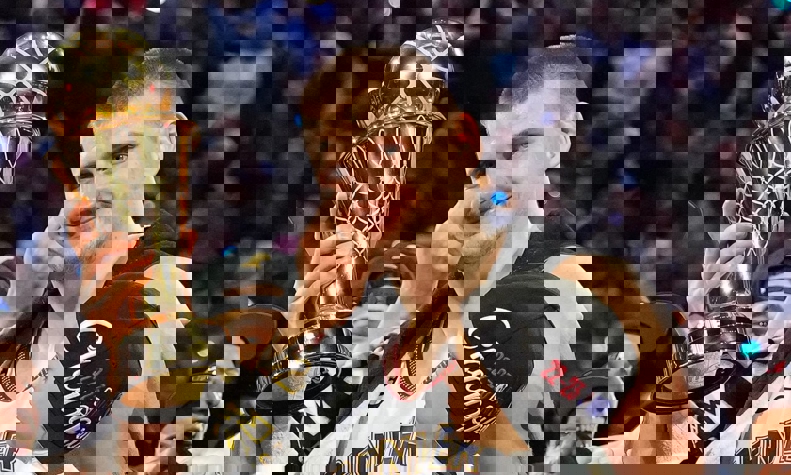 1888956