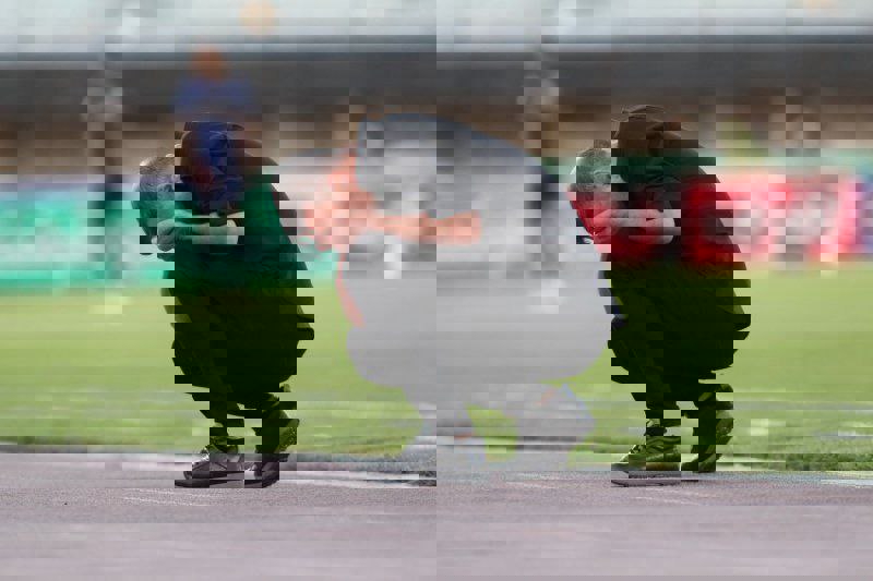1889000